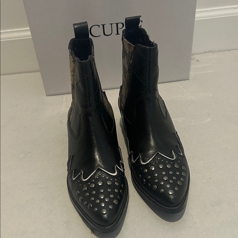 Cuplé Spain Black Ankle Boots for Women